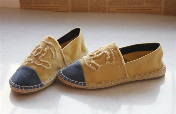 CHANEL Loafers Women--036